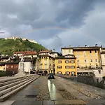 شقة Coccodrilla Varallese فارالو