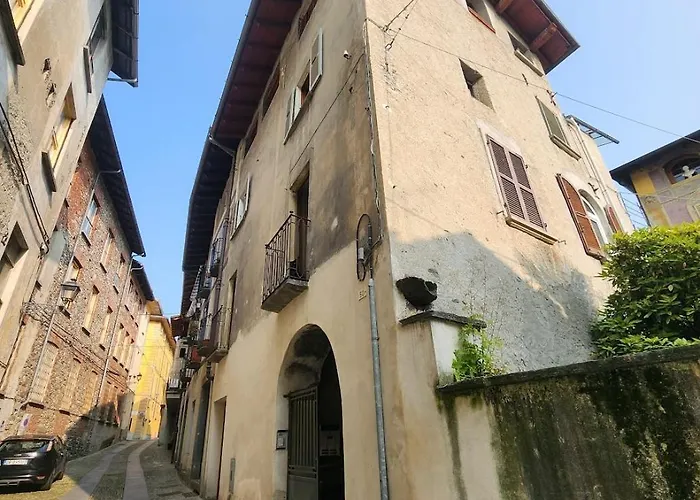 Coccodrilla Varallese